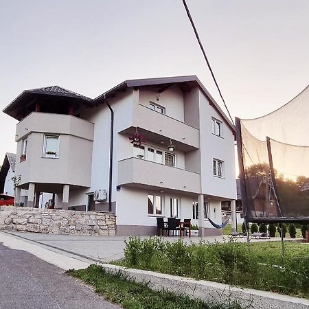 Apartmani Bilic Кореница Екстериор снимка