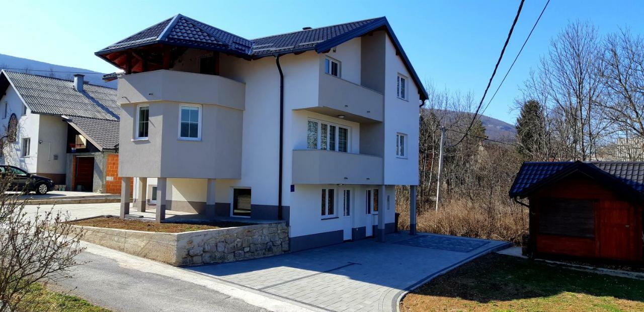 Apartmani Bilic Кореница Екстериор снимка