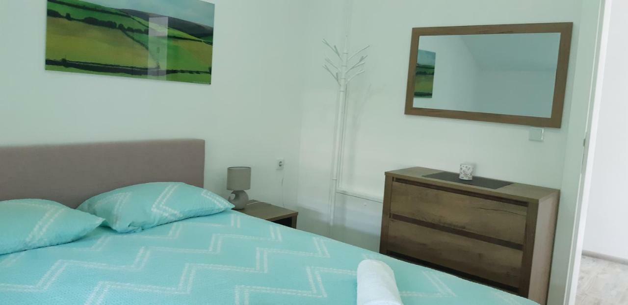 Apartmani Bilic Кореница Екстериор снимка
